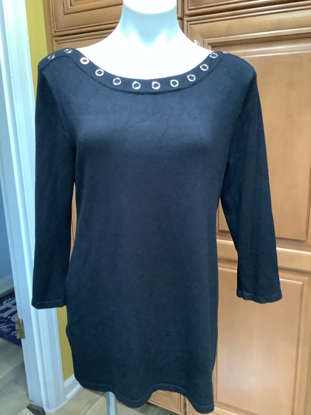 BLACK GROMMET BOATNECK TUNIC TOP
